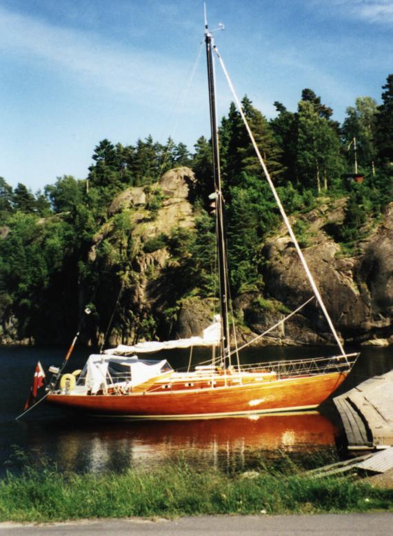 No, the ship above
is not the Krestine, but is Ole Balle's 36 footer, back
in Denmark